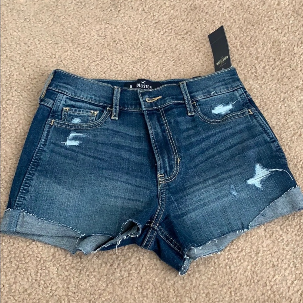 HIGH RISE SHORT SHORTS